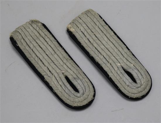 A pair of Waffen SS Untersturm Fuhrer epaulettes